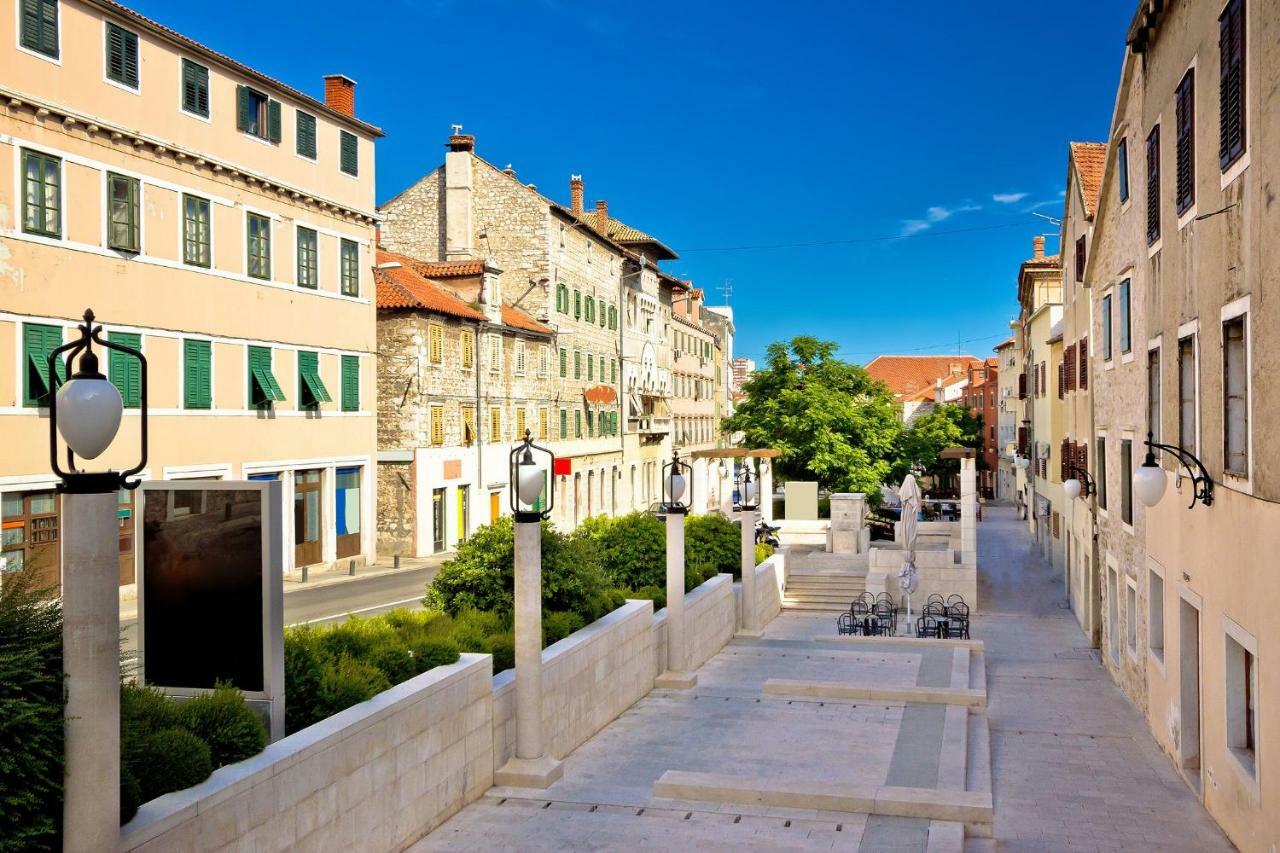 Heart Of The Old Town Apartment Sibenik Bagian luar foto