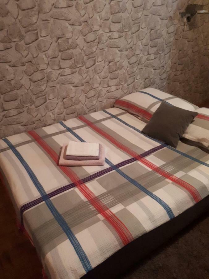 Heart Of The Old Town Apartment Sibenik Bagian luar foto